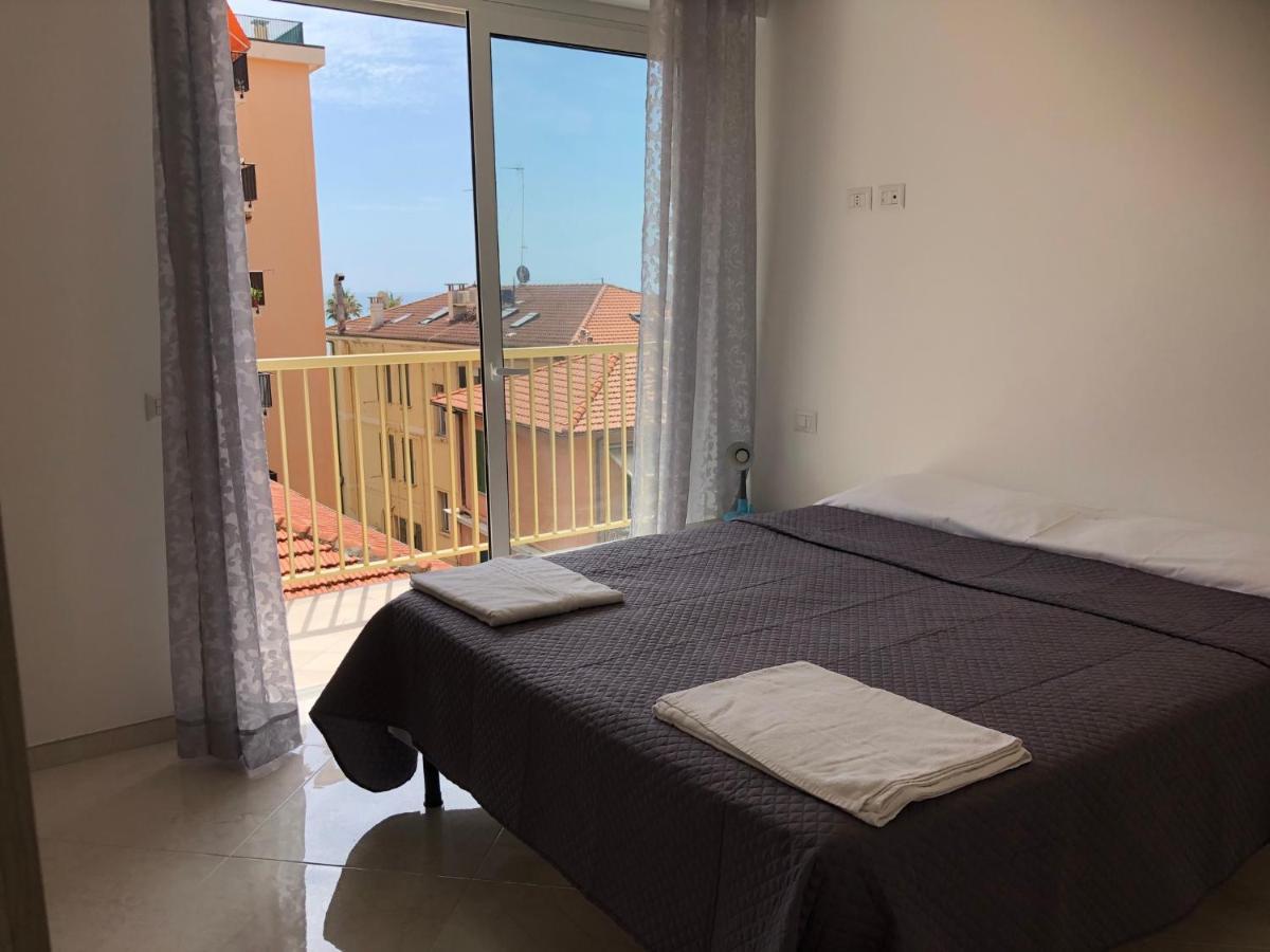 Casa Di Gio' Apartment Ventimiglia Exterior foto